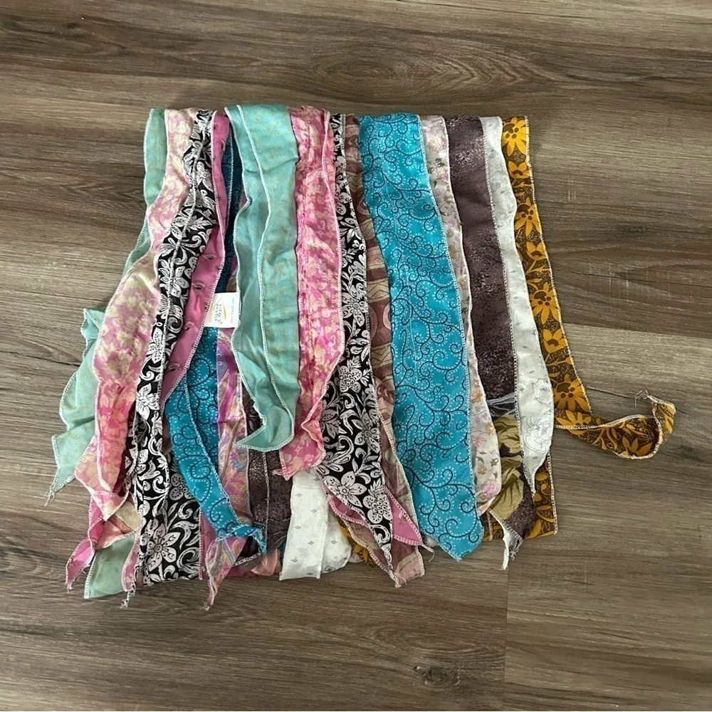 ALEXA’S ANGELS Silk Blend Mixed Media Layered Material Long Scarf